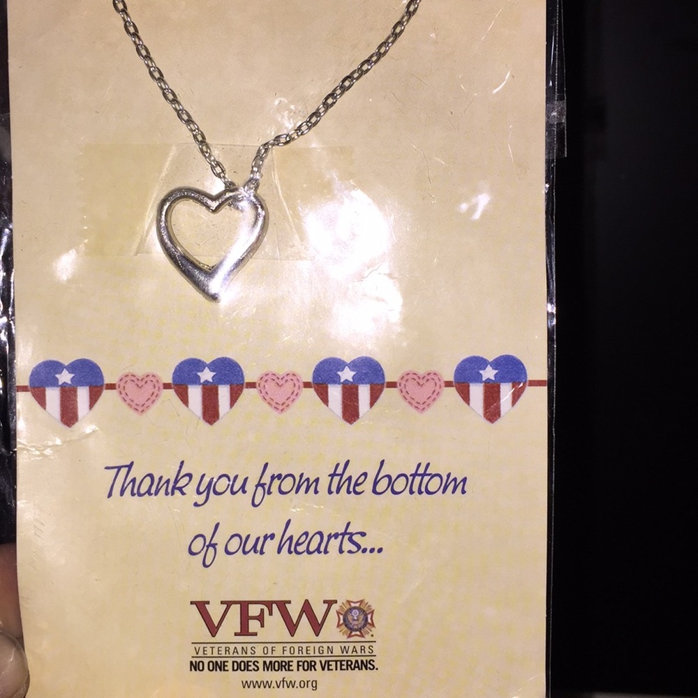 Heart support our vets necklace